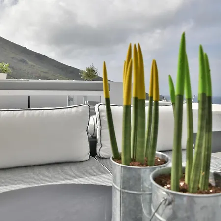 Horizon Mills Imerovigli (Santorini)