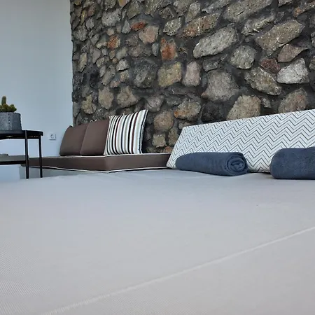 Horizon Mills Imerovigli (Santorini)