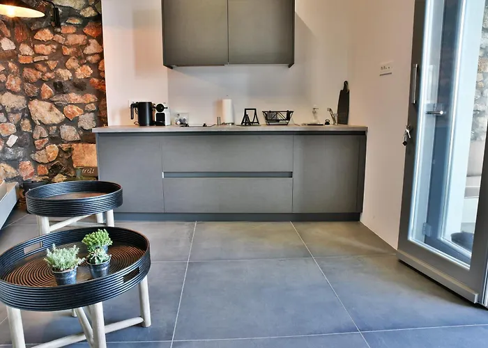 Horizon Mills Hotel Imerovigli (Santorini)