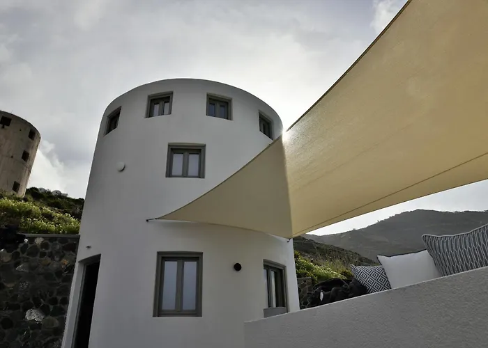 Horizon Mills Imerovigli (Santorini)