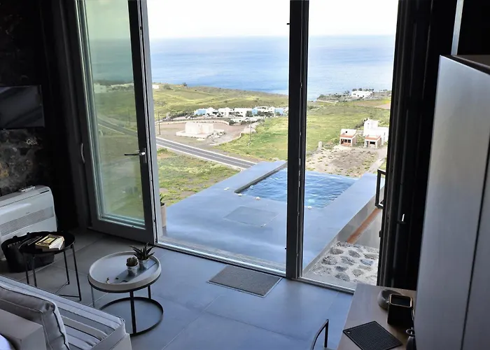 Horizon Mills Hotel Imerovigli (Santorini)