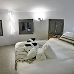 Horizon Mills Imerovigli (Santorini)